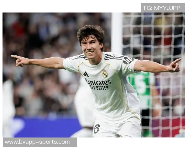 亚马尔与21岁网红传绯闻后状态火热首次帽子戏法助力球队连胜